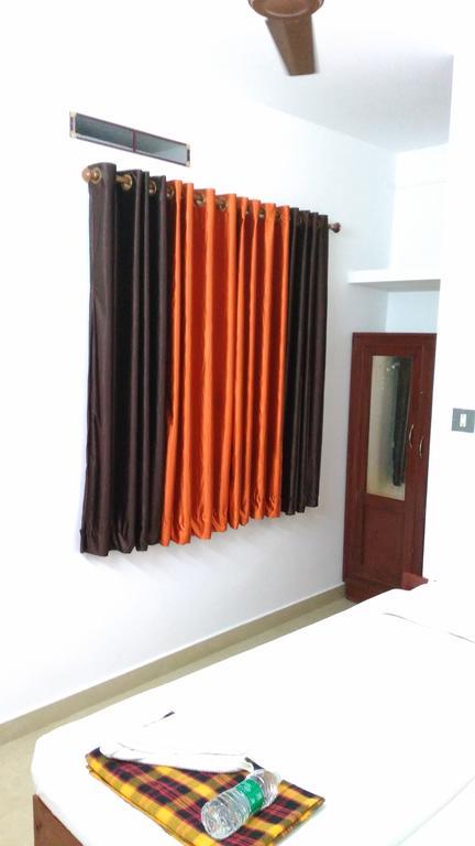 I - One'S Home Stay Kochi Luaran gambar